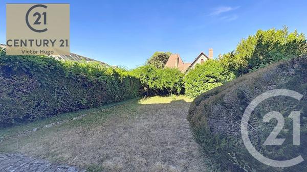 Maison à vendre  11 pièces - 242 m 2   ST VICTURNIEN  - 87