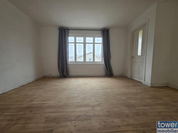 Maison de campagne -162 m2 - parcelle 2300 m2- à travaux
