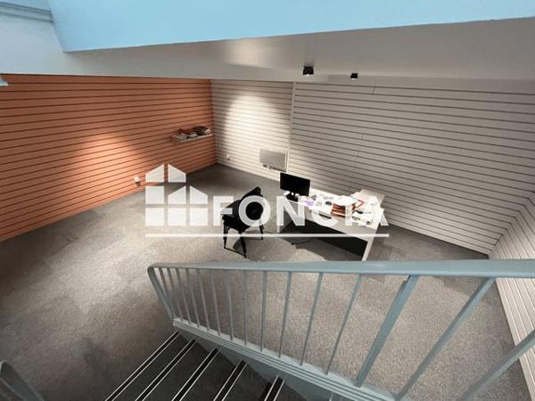 Location Local commercial 4 pièces 101.2 m² - 16 RUE DE LA JUIVERIE Etampes 91150