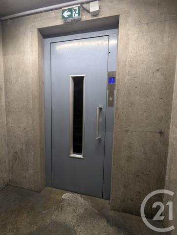 Parking à vendre  12 m2 PARIS - 75009