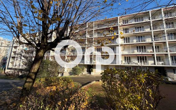 Appartement à vendre    3 pièces • 82,98 m2 Caluire-et-Cuire