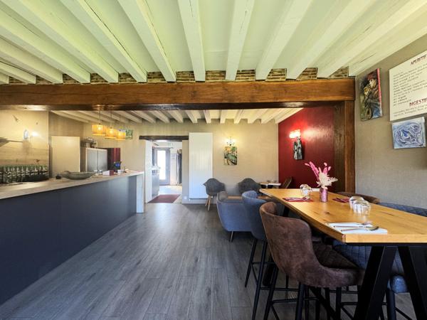 Local Commercial 10 pièces - 350 m²