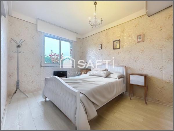 Maison 6 pièces 148 m2 avec terrain constructible de 3889 m2