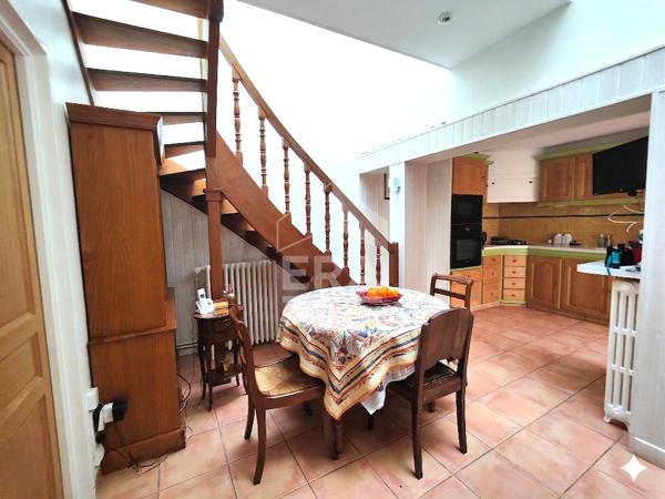 A vendre maison Cognac 5 pièce(s) 140 m2