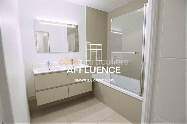 Vente
                Appartement90 m² - 4 Pièces -
                    ORNEX (1210)
