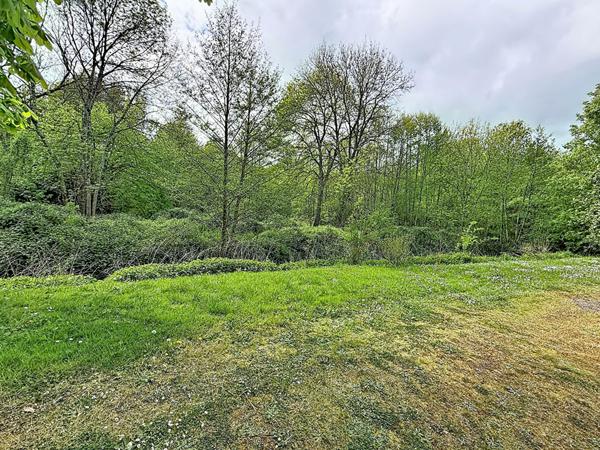 Propriété Saint Ouen Les Vignes 7 pièces 163 m2 sur plus de 2 hectares