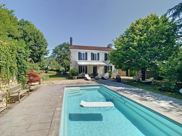 Sublime gasconne rénovée avec studio et piscine