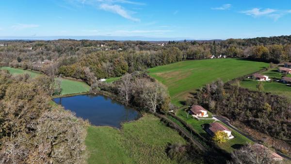 Maison dans un village de vacances à Gourdon