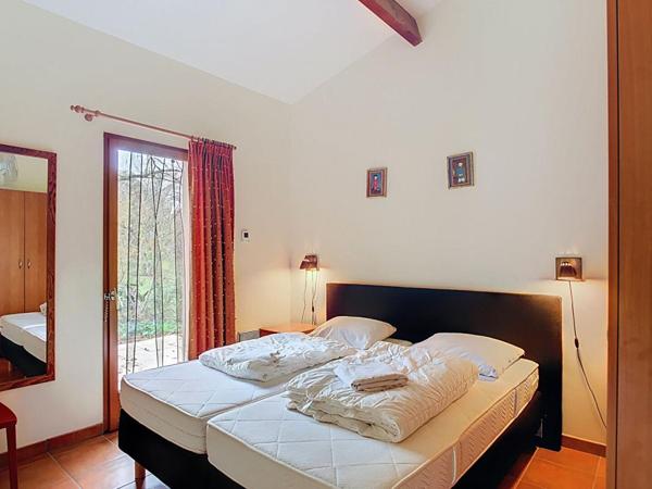 Maison dans un village de vacances à Gourdon