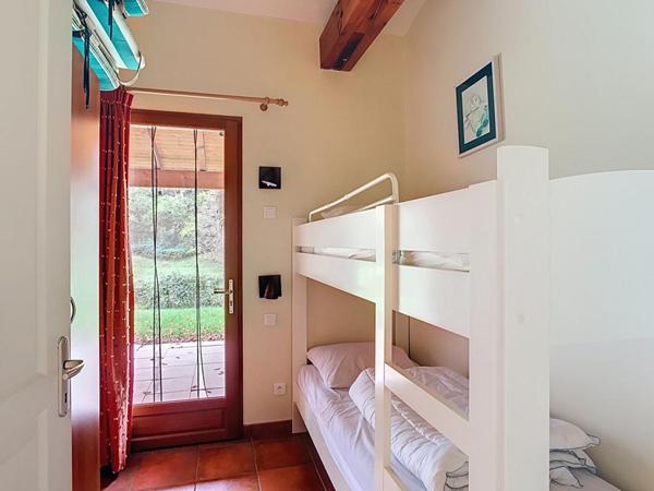 Maison dans un village de vacances à Gourdon