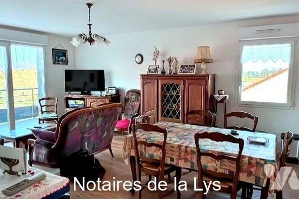 Appartement à Vendre à Erquinghem-Lys (59193) 

BEL APPARTEMENT DE TYPE F3 DANS UNE RESIDENCE...