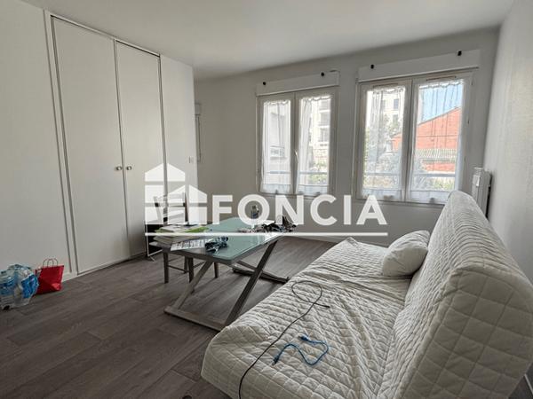 Location Studio 24.61 m² - 6 RUE JULES MARTIN Chartres 28000