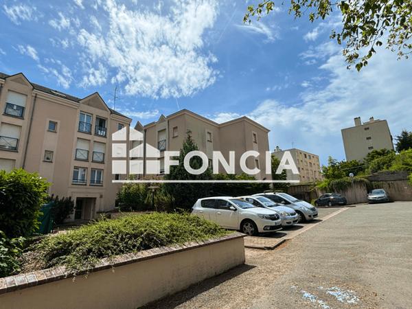 Location Studio 24.61 m² - 6 RUE JULES MARTIN Chartres 28000
