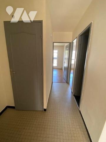 Appartement T3 traversant Est/Ouest de 64.27m², 5ème étage, sur la rue Désiré Claude, SAINT-ETIENNE