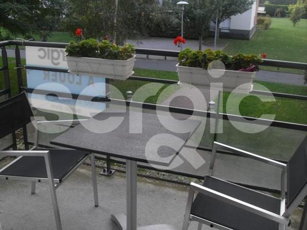 Location 2 Pieces 50 59290 Wasquehal 16 0456 02 0218
