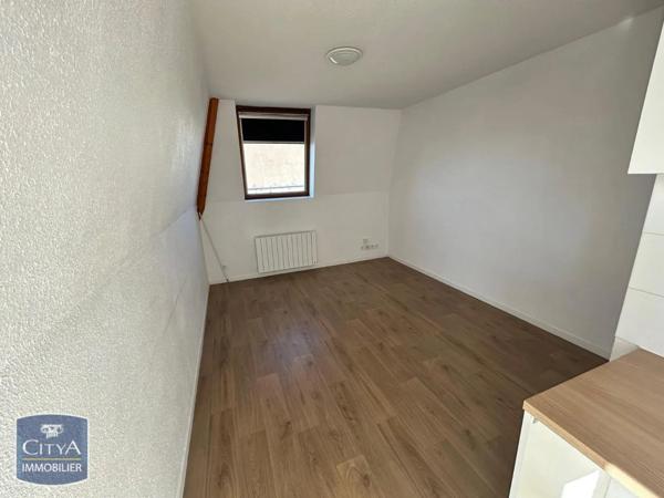 Appartement à louer 1 pièce 21.64m² Cholet (49300)