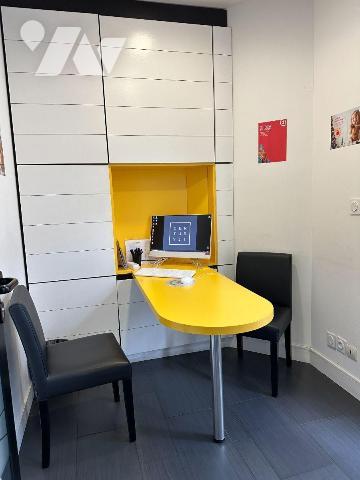 A vendre à LA TESTE DE BUCH (33260) en Gironde, local commercial vide, d'une surface habitable ...