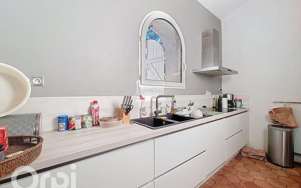 Maison à vendre    4 pièces • 146 m2 Le Beausset