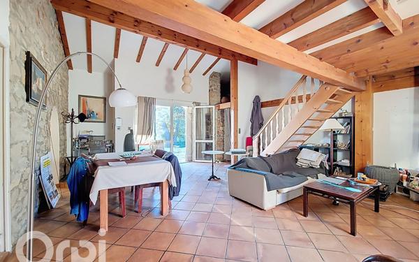 Maison à vendre    4 pièces • 146 m2 Le Beausset
