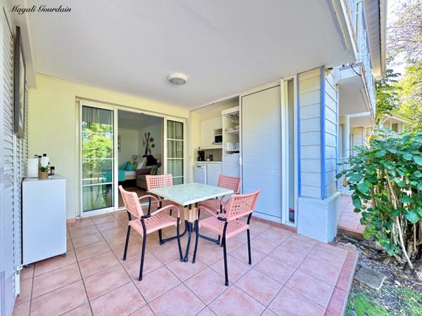 STUDIO RENOVE EN REZ DE JARDIN - ACCES PLAGES & PISCINES – RESIDENCE TYPE RESORT - SAINTE ANNE