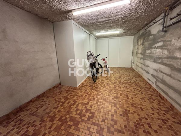 Maison à louer à Peyre - 4 pièces, 3 chambres