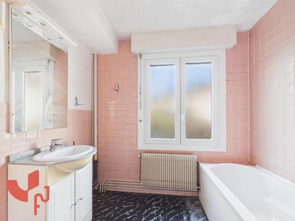 Appartement T3 avec garage et jardin