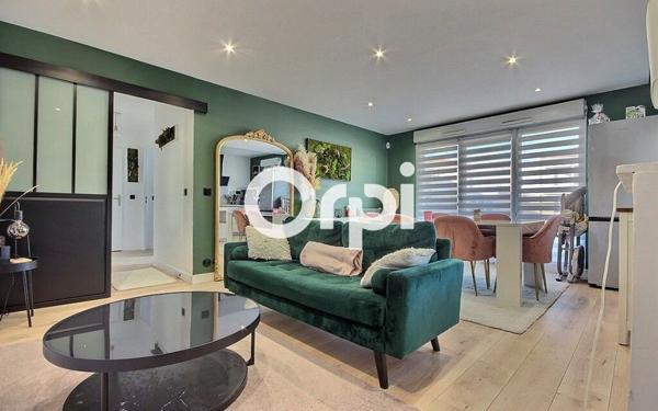 Appartement à vendre    3 pièces • 58,76 m2 Élancourt