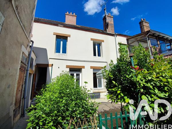 Immeuble à vendre 274 m² Gien