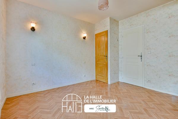 Maison
         5 pièces
        - 87 m² Exclusivité 160 000 € *