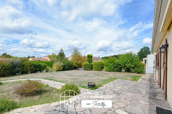 Maison
         5 pièces
        - 87 m² Exclusivité 160 000 € *