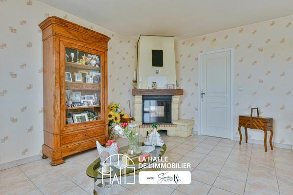 Maison
         5 pièces
        - 87 m² Exclusivité 160 000 € *
