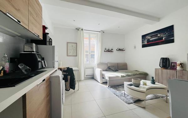 Appartement à vendre    2 pièces •  Bandol