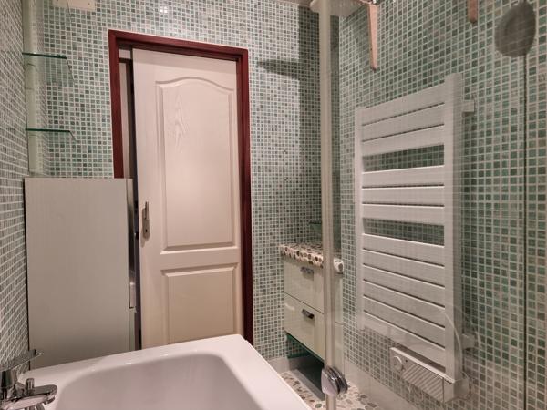 Appartement
                                                                                                                                                                                                                                                                                                                        3 pièce(s)                                                                                                                                                                                                          2 chambre(s)                                                                                                                                                                                                          65.02  m²