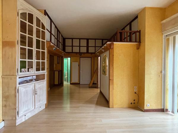 Appartement
                                                                                                                                                                                                                                                                                                                        3 pièce(s)                                                                                                                                                                                                          2 chambre(s)                                                                                                                                                                                                          65.02  m²