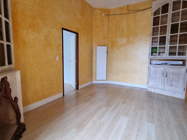 Appartement
                                                                                                                                                                                                                                                                                                                        3 pièce(s)                                                                                                                                                                                                          2 chambre(s)                                                                                                                                                                                                          65.02  m²