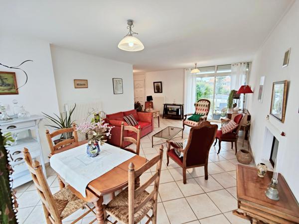 T4 lumineux au calme, de plain pied, garage,