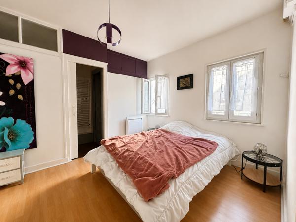 Appartement
                                                                                                                                                                                                                                                                                                                        2 pièce(s)                                                                                                                                                                                                          1 chambre(s)                                                                                                                                                                                                          47.02  m²