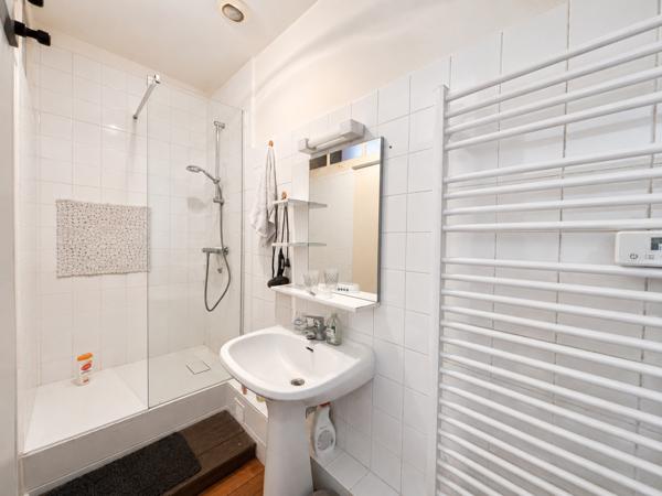 Appartement
                                                                                                                                                                                                                                                                                                                        2 pièce(s)                                                                                                                                                                                                          1 chambre(s)                                                                                                                                                                                                          47.02  m²