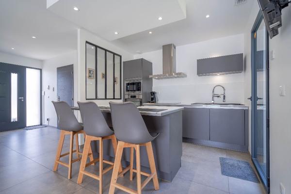 A VENDRE - Plaisance du Touch - Villa moderne T5 plain pieds de 2019 avec piscine