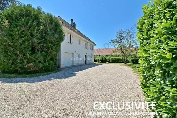 Vente                                                      Maison
                        
                     5 pièces                      107 m2                     à La Tour-du-Pin