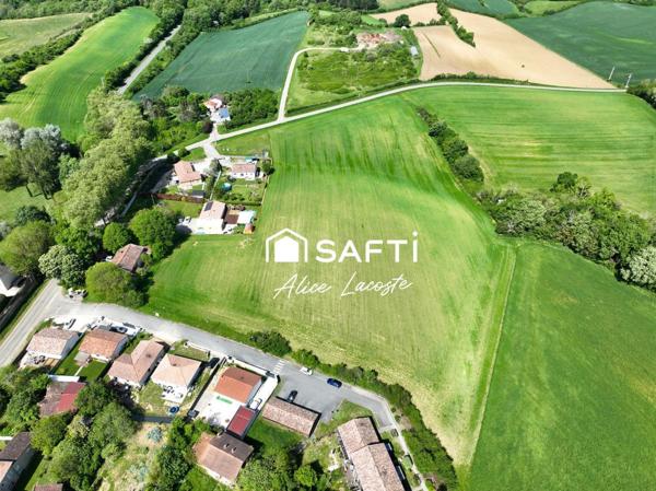 Terrain constructible de 800 m²