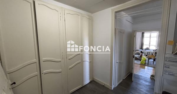 Location Appartement 4 pièces 101.86 m² - Clermont-ferrand 63000