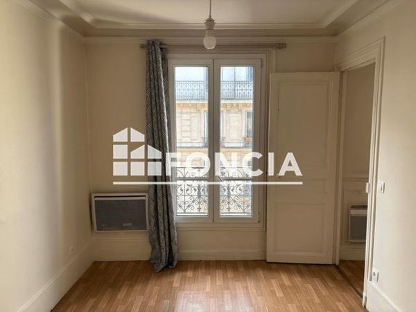 Location Appartement 2 pièces 30.73 m² - 134 RUE DAMREMONT Paris 75018