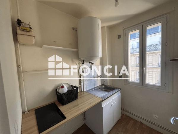 Location Appartement 2 pièces 30.73 m² - 134 RUE DAMREMONT Paris 75018