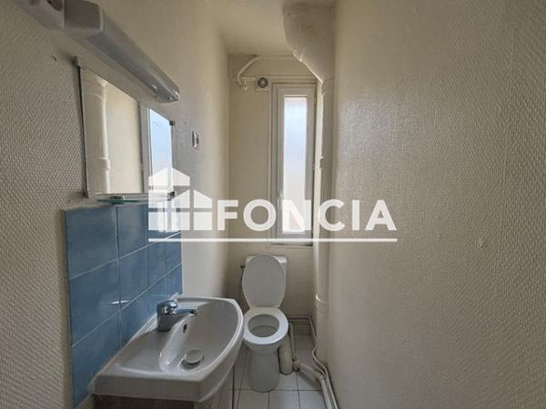 Location Appartement 2 pièces 30.73 m² - 134 RUE DAMREMONT Paris 75018