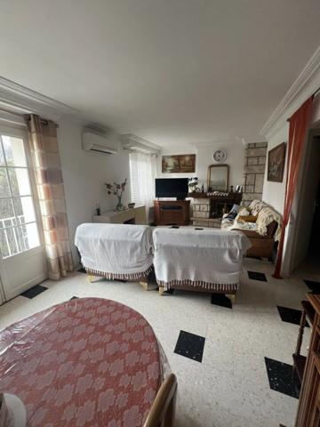 Vente                                                      Maison
                        
                     5 pièces                      120 m2                     à Perpignan