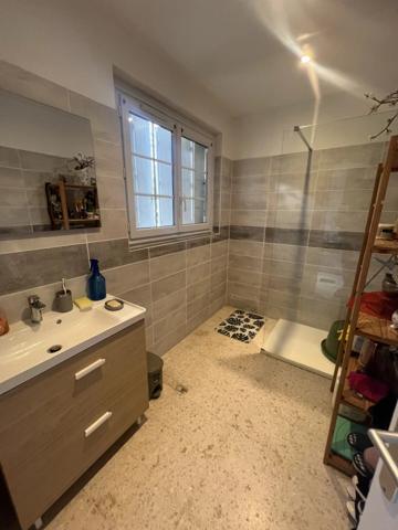 Vente                                                      Maison
                        
                     5 pièces                      120 m2                     à Perpignan
