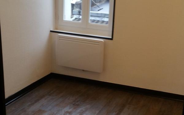 Immeuble à vendre    4 pièces • 96,26 m2 Saint-Quentin