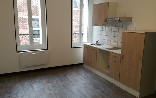 Immeuble à vendre    4 pièces • 96,26 m2 Saint-Quentin