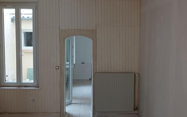 Immeuble à vendre    4 pièces • 96,26 m2 Saint-Quentin